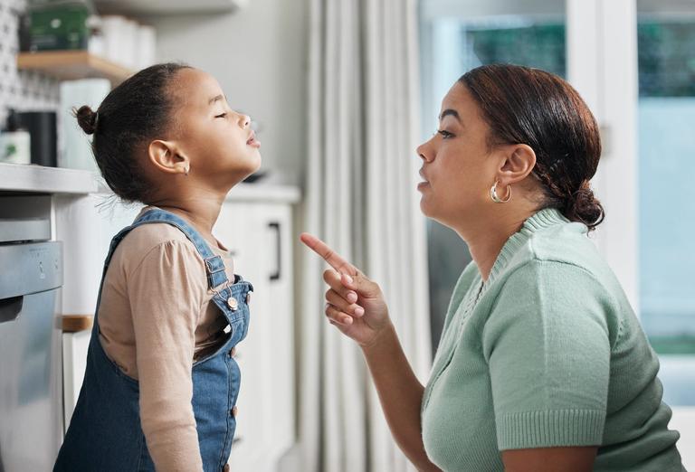 Parent-child psychotherapist reveals effective way to stop your child swearing Parent-child psychotherapist reveals effective way to stop your child swearing