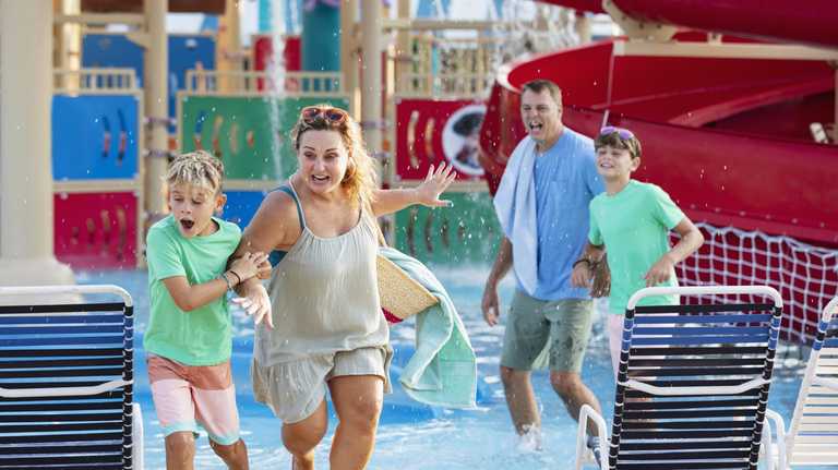 Holidaymakers reveal hilarious revenge on ‘sun lounger hoggers’ Holidaymakers reveal hilarious revenge on ‘sun lounger hoggers’