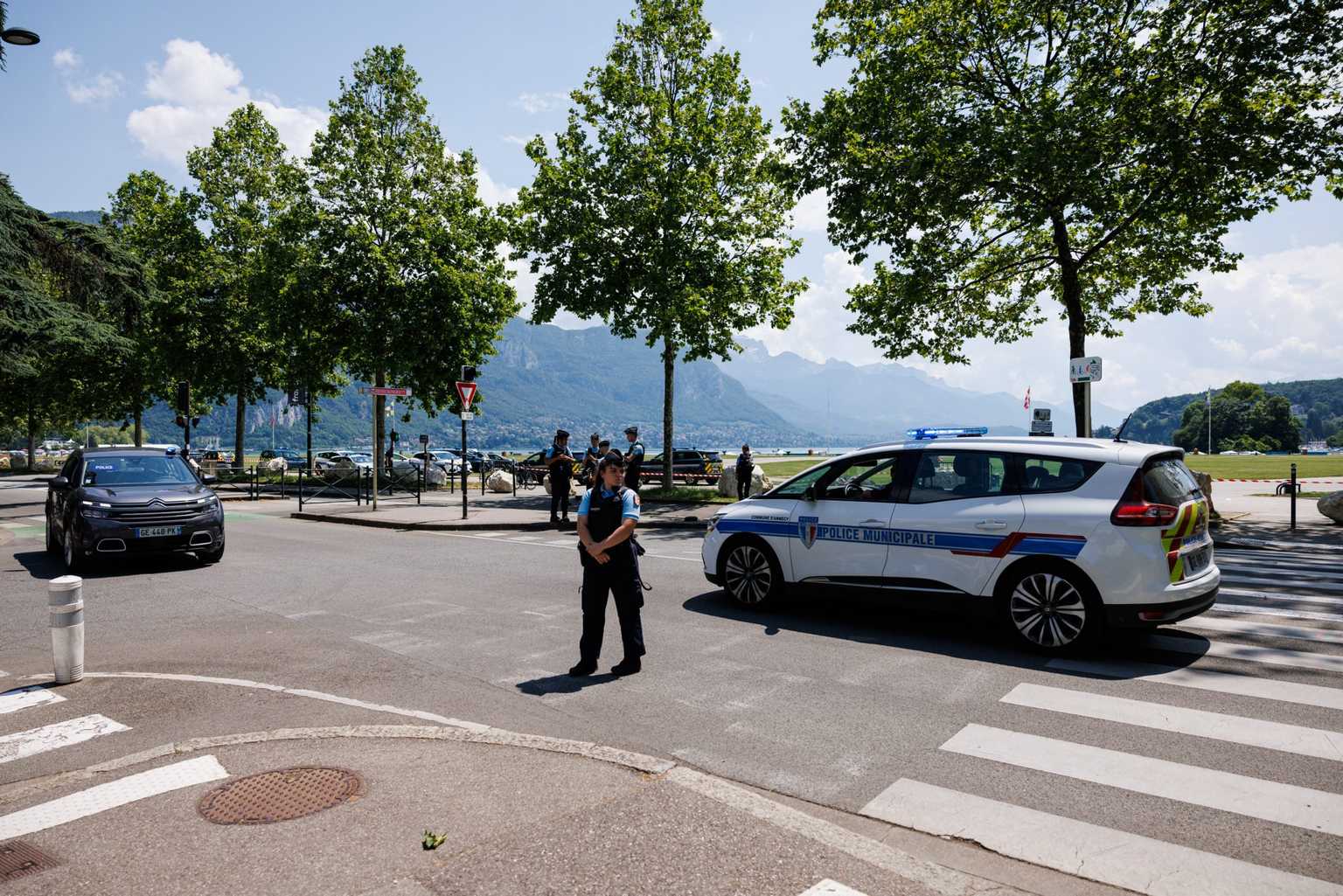 Hero woman shielded children from French knife attack