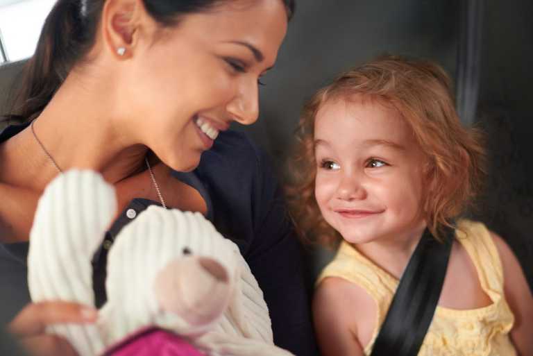 Experts advise on what age children should be allowed sit in the front seat of a car Experts advise on what age children should be allowed sit in the front seat of a car