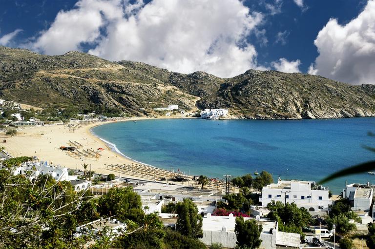 ‘Immense sadness’ – Two Leaving Cert students found dead on Greek Island ‘Immense sadness’ – Two Leaving Cert students found dead on Greek Island