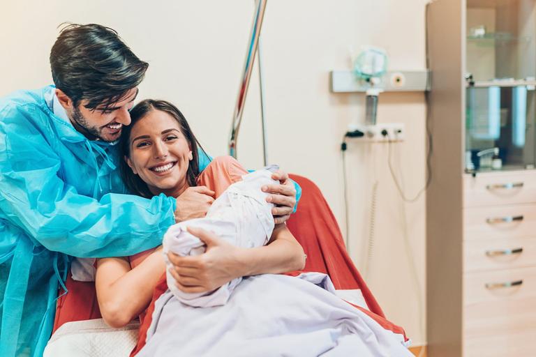 Soon-to-be dad shares list of hospital essentials every birthing partner should have Soon-to-be dad shares list of hospital essentials every birthing partner should have