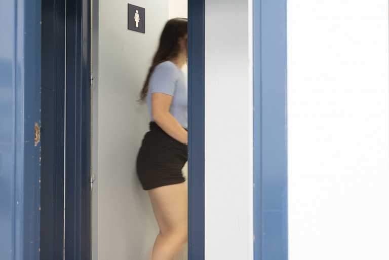 ‘Absolutely disgusting and dehumanising’ – School slammed for bathroom rules affecting female students ‘Absolutely disgusting and dehumanising’ – School slammed for bathroom rules affecting female students