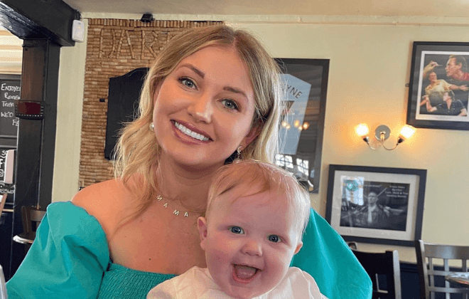 Love Island star Amy Hart hits back at mum shamers Love Island star Amy Hart hits back at mum shamers