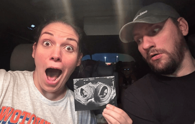Mum with double uterus expecting two babies in ‘one in a million’ pregnancy Mum with double uterus expecting two babies in ‘one in a million’ pregnancy