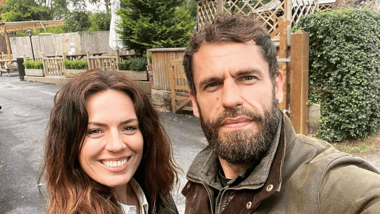 Soap star Kelvin Fletcher slammed for cost of seeing Santa on his farm Soap star Kelvin Fletcher slammed for cost of seeing Santa on his farm