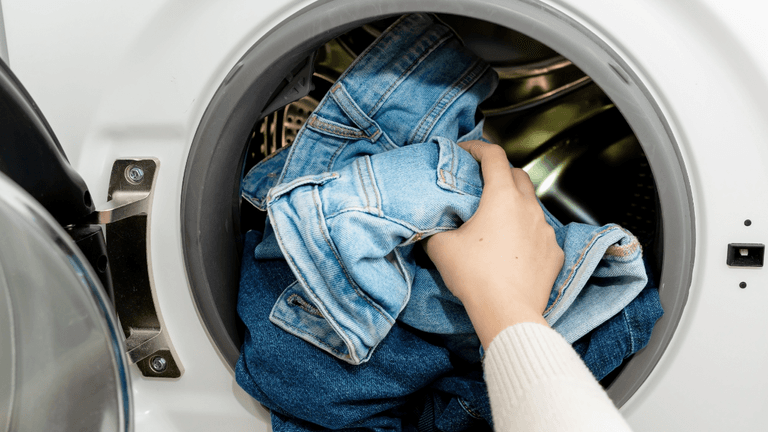 How long can you leave laundry sitting in the washing machine? How long can you leave laundry sitting in the washing machine?