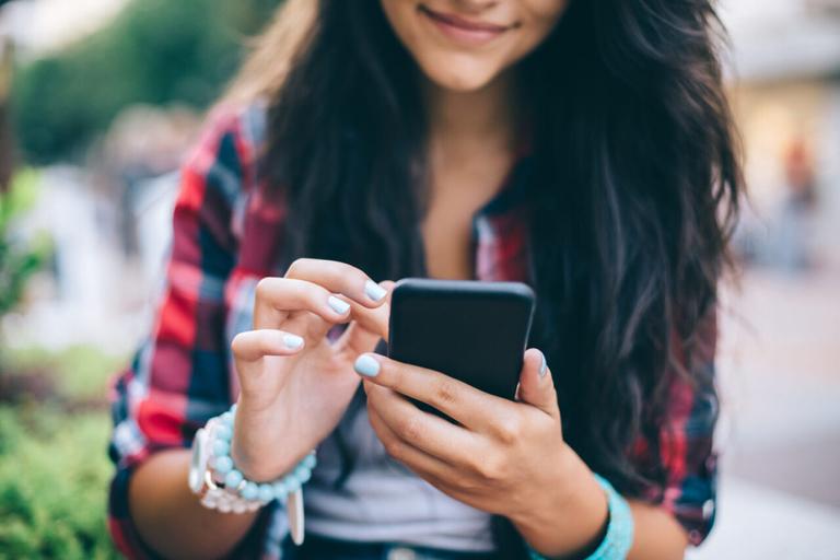 Meta introduces measures to protect teenagers from unwanted contact online Meta introduces measures to protect teenagers from unwanted contact online