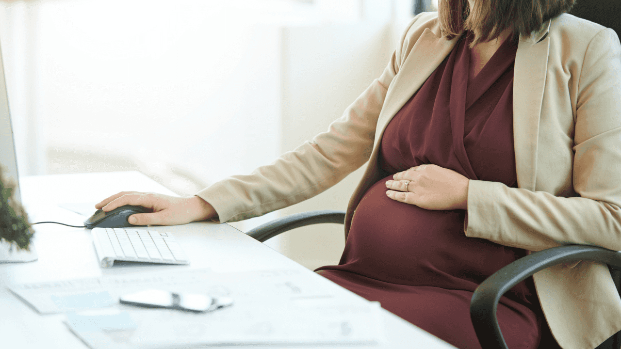 ‘Am I wrong for telling my pregnant wife to work less?’ ‘Am I wrong for telling my pregnant wife to work less?’