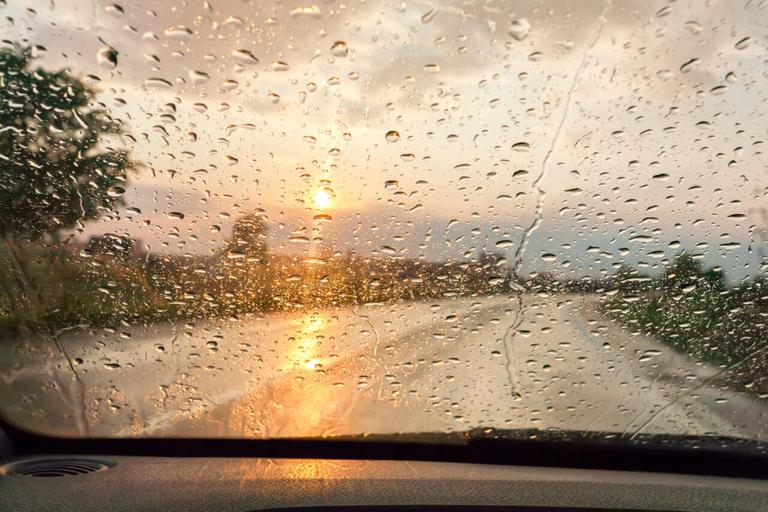 Weather: Easter weekend is set to bring a mix of sunshine and showers Weather: Easter weekend is set to bring a mix of sunshine and showers