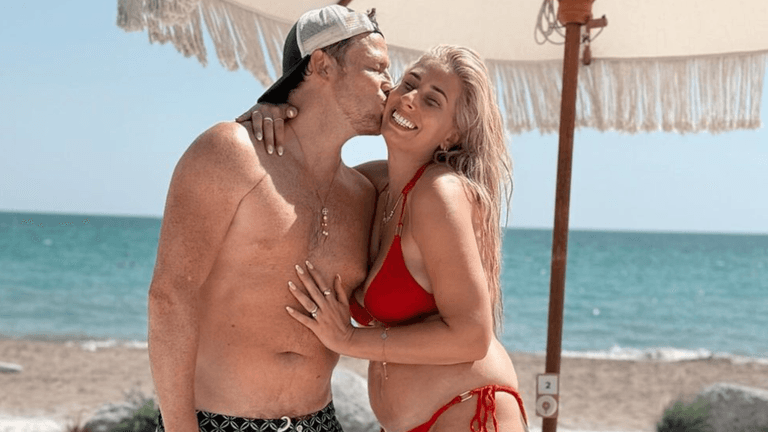 Mums praise Stacey Solomon for proudly sharing ‘real’ bikini photos Mums praise Stacey Solomon for proudly sharing ‘real’ bikini photos