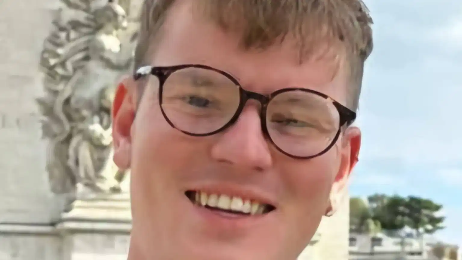 Irishman, 29, died in freak accident while taking photo of scenery