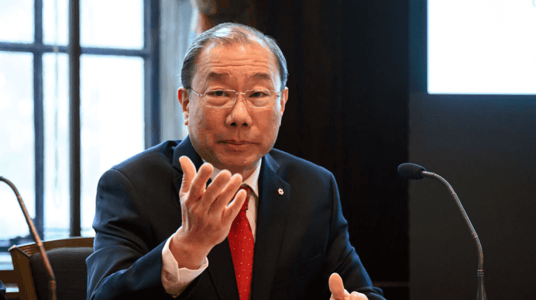 Panel of experts present ‘new medical evidence’ in Lucy Letby case Panel of experts present ‘new medical evidence’ in Lucy Letby case