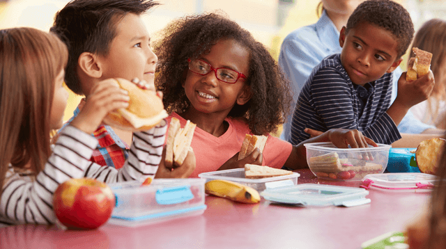 Up to 350 schools will be affected by hot school meals delay Up to 350 schools will be affected by hot school meals delay
