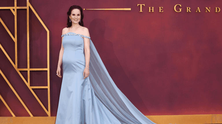 Michelle Dockery reveals she’s pregnant at Downton Abbey premiere Michelle Dockery reveals she’s pregnant at Downton Abbey premiere