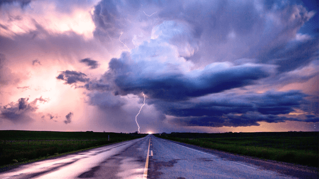 STATUS RED weather warning issued as Storm Amy set to cause damage STATUS RED weather warning issued as Storm Amy set to cause damage