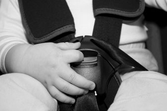 There’s a new child car seat in town that’s kind to your wallet and your back