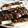 Kitchen Hacks: These vegan snickers ice cream bars are way healthier than they look!