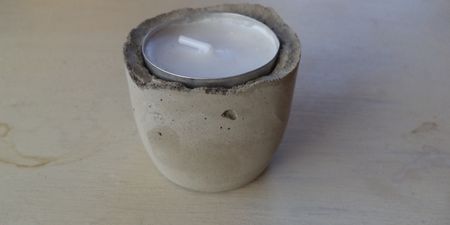 It’s DIY interiors time: These purse-friendly concrete tealight holders take 5 minutes