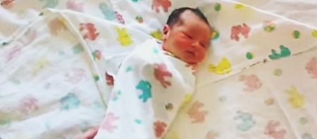 LEARN: How to double swaddle a baby