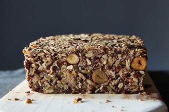Bread lovers REJOICE: A no-knead, no-mess, no-wheat Loaf