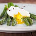Poached eggs in white WINE for any time of the day