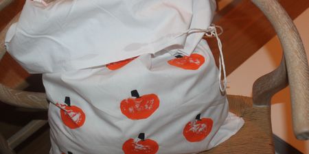 DIY your own trick-or-treat bag (using an old pillowcase!)