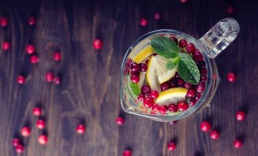 MAKE: Christmas Cocktails: Sage & Cranberry Fizz