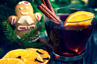 MAKE: Christmas Cocktails: The Gingerbread Man