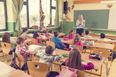 Little girl tries to convince parents of extra week off school with brilliant note