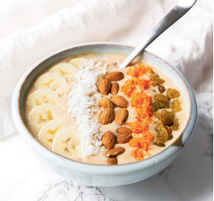 This smoothie bowl tastes EXACTLY like carrot cake (and is so easy to make)