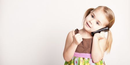 This 5 Year-old Dialled 911 For Her Dad And She Is AMAZING