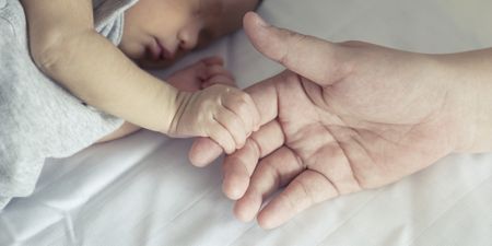 Yale Study Finds That ‘Love’ Is The Best Treatment For Addicted Babies