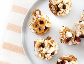 These Popcorn Balls Might Be The Most Delicious Diet-Friendly Snack Ever Created