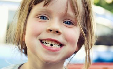 The incredible reason you should keep your children’s baby teeth