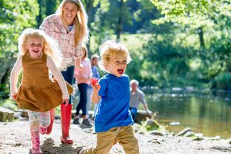 20 Easy Ways To Make Your Family Weekends AWESOME (Without Blowing The Budget)