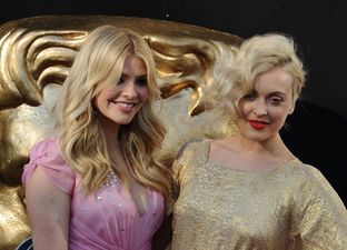 Fans noticed something odd in this throwback photo of Holly Willoughby and Fearne Cotton