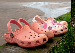 Mum’s warning over Crocs after son’s toe mangled on escalator
