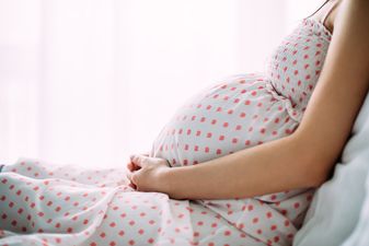 Singing to your bump reduces your baby’s colic (and somebody please get the lady a mic)