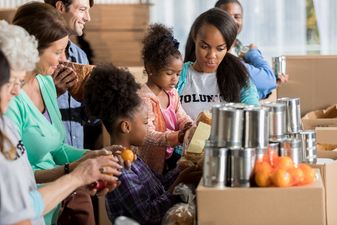 Girl gives up her 6th birthday party to feed 125 homeless people