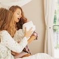 Visiting a new mum? 8 brilliant ways to support her the RIGHT way