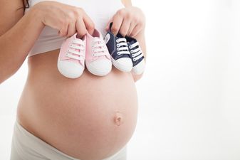 10 incredibly sweet boy/girl baby names for twins