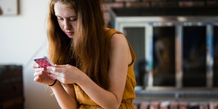Teenagers teens boys girls sexting digital abuse online
