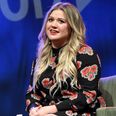 Kelly Clarkson jokes daughter is ‘into bad boys’ after trip to Disneyland