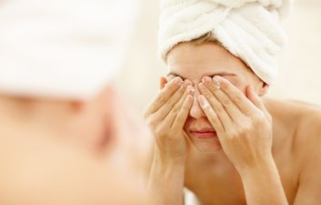 Here is how soon you should put on your moisturiser after cleansing