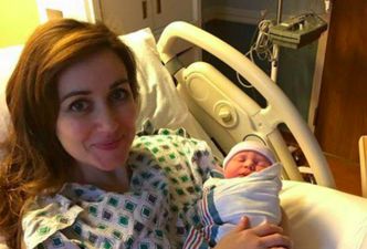 This doctor took a time-out from her own labour… to deliver another baby