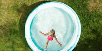 Super simple trick to keep paddling pool clean when your kid isn’t using it