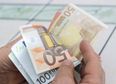 Here’s how much money Irish people lose lending to loved ones every year