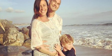 ‘I questioned everything..’ Alanis Morissette on postpartum depression