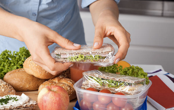 Mum’s photo of what a ‘slim person’ has for lunch did not go down well